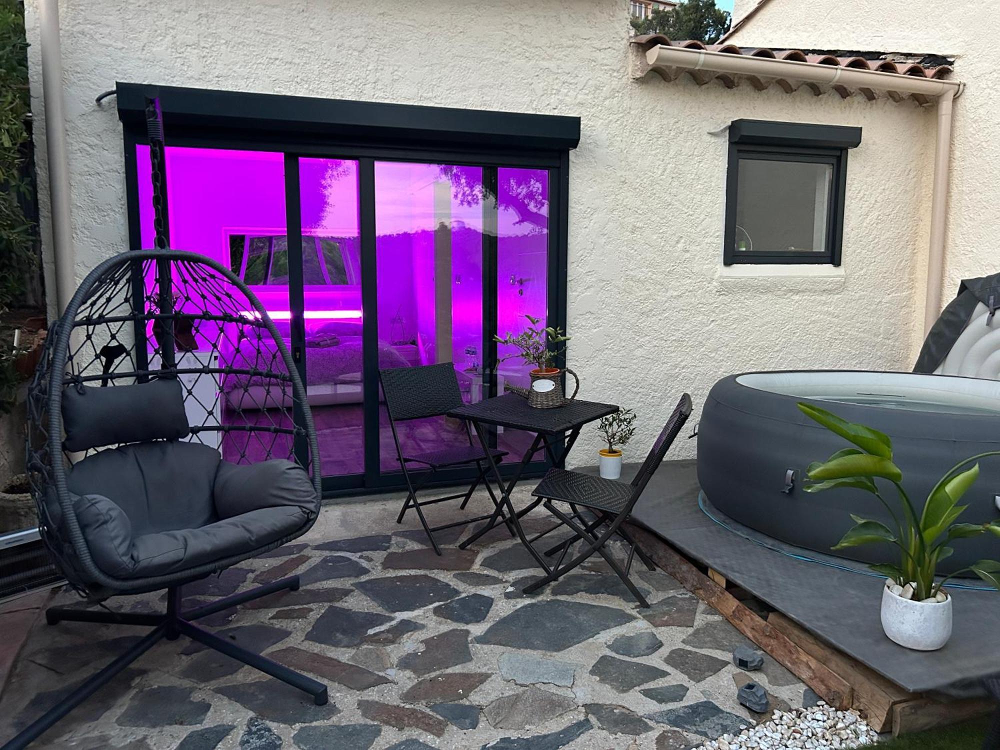 Belle Chambre Privee Avec Le Jardin Privatif Et Le Jacuzzi Cavalaire-sur-Mer Esterno foto